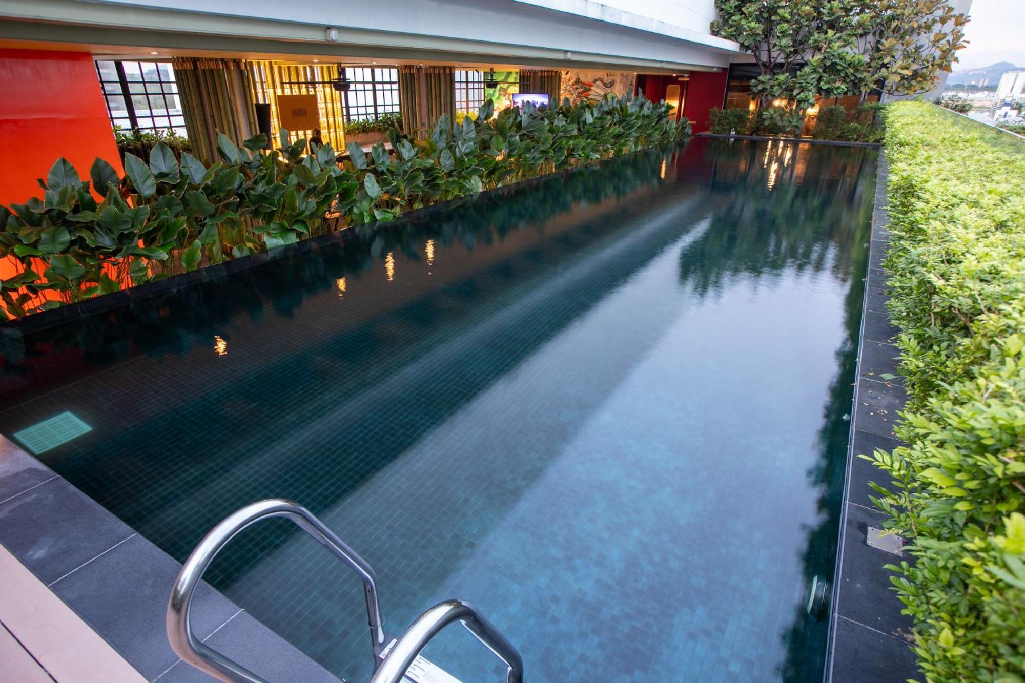 Отель The Upper House, Batu Kawan Simpang Ampat  Экстерьер фото